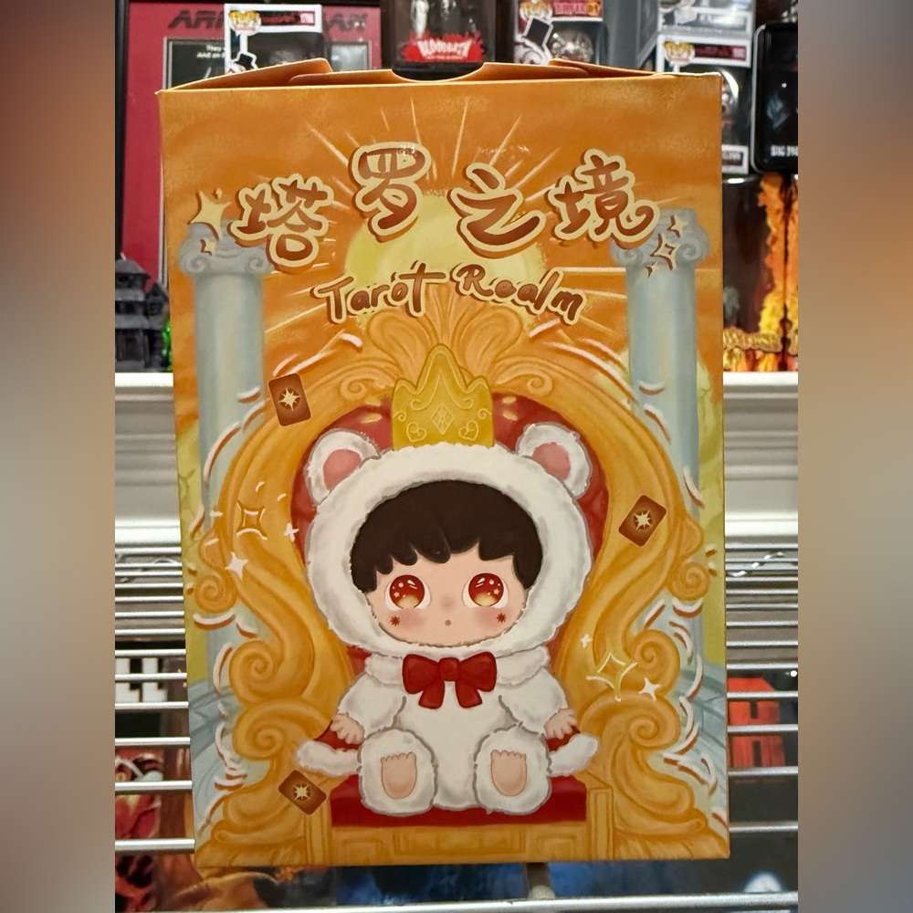 Little Door Tarot Realm Plush Figure "The Magician" - Confirmed New with Box - Picture 6 of 10